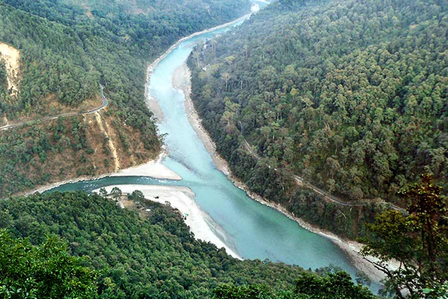 এরশাদ হোসেনের তিনটি কবিতা 